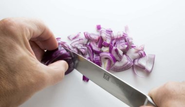can you freeze onions