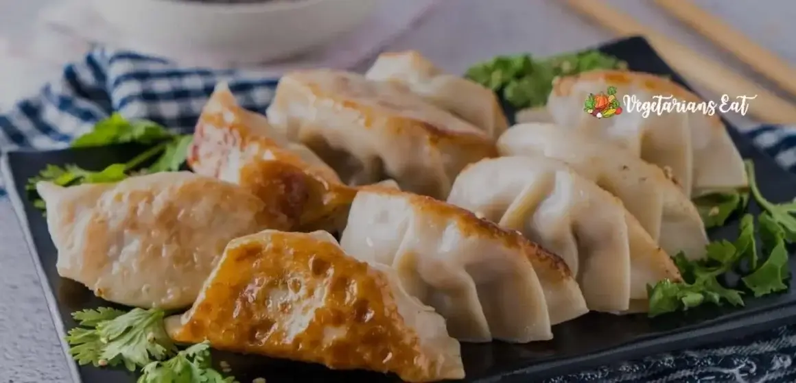 Fried Vs Steamed Dumplings - Which One Is Better? fried vs steamed dumplings