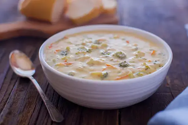 Can You Freeze Broccoli Cheese Soup? Recommended Storage Duration