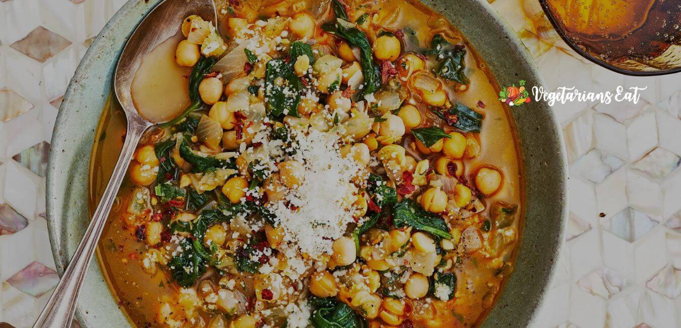 garlicky spinach and chickpea soup